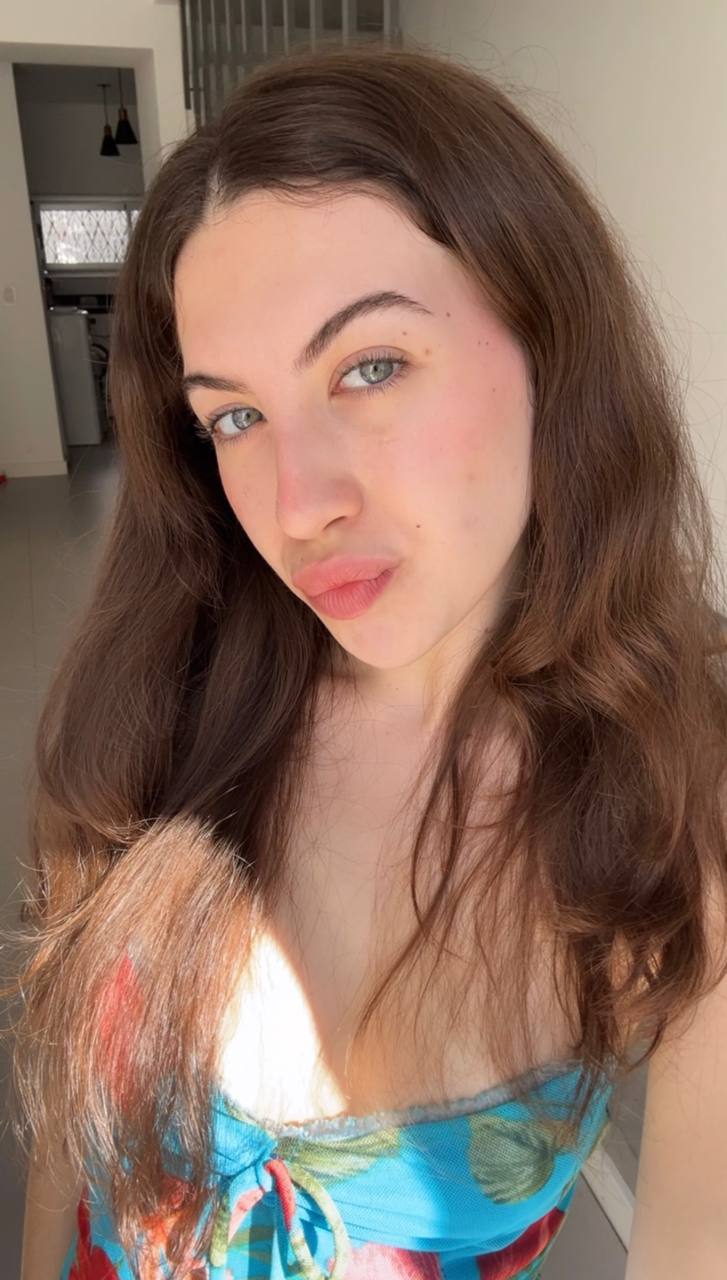 Nude girl Amber in Bratislava