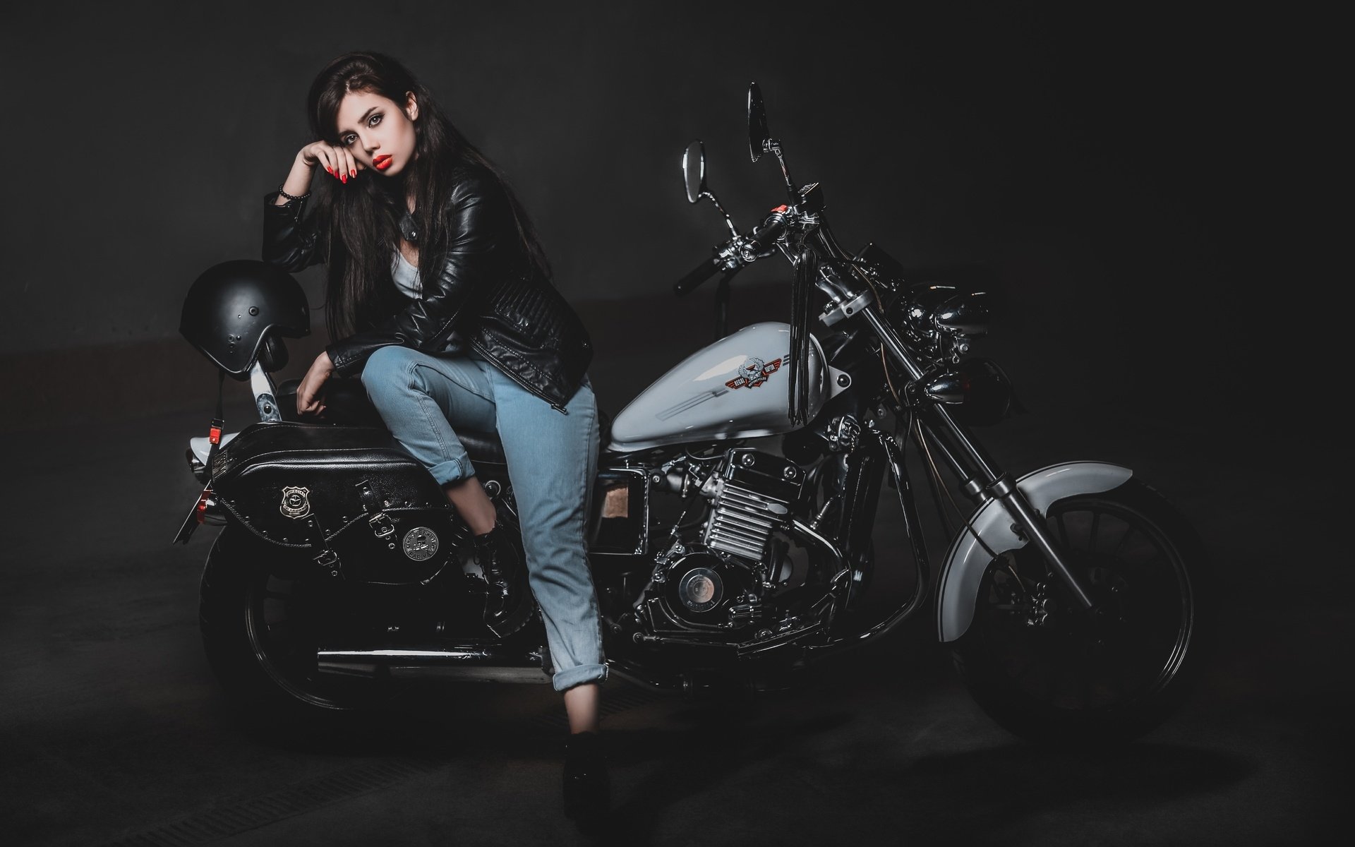 Biker girls: style and drive in Bratislava