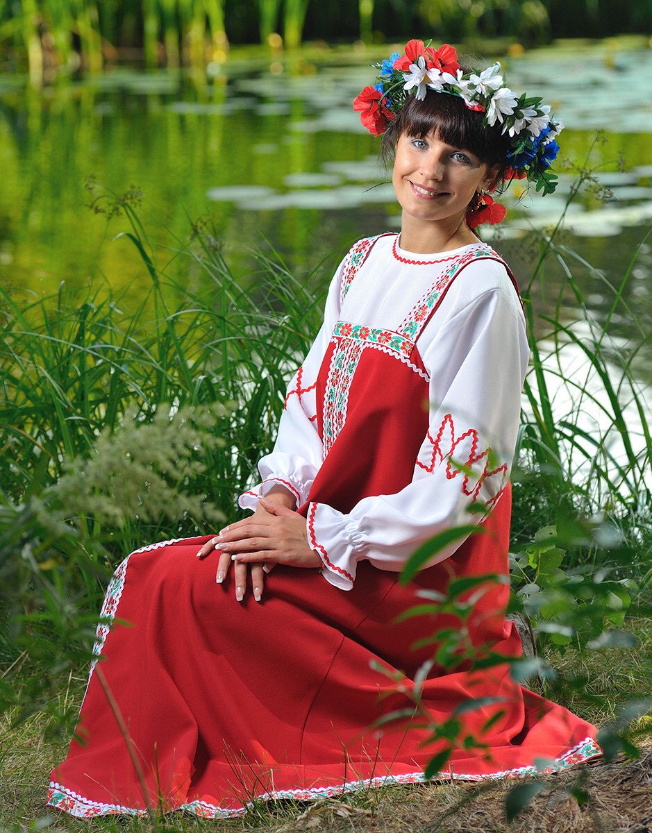 Beautiful girl Girls in Slavic costumes in Bratislava